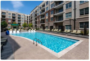 League Flats Uptown at West Trade Street